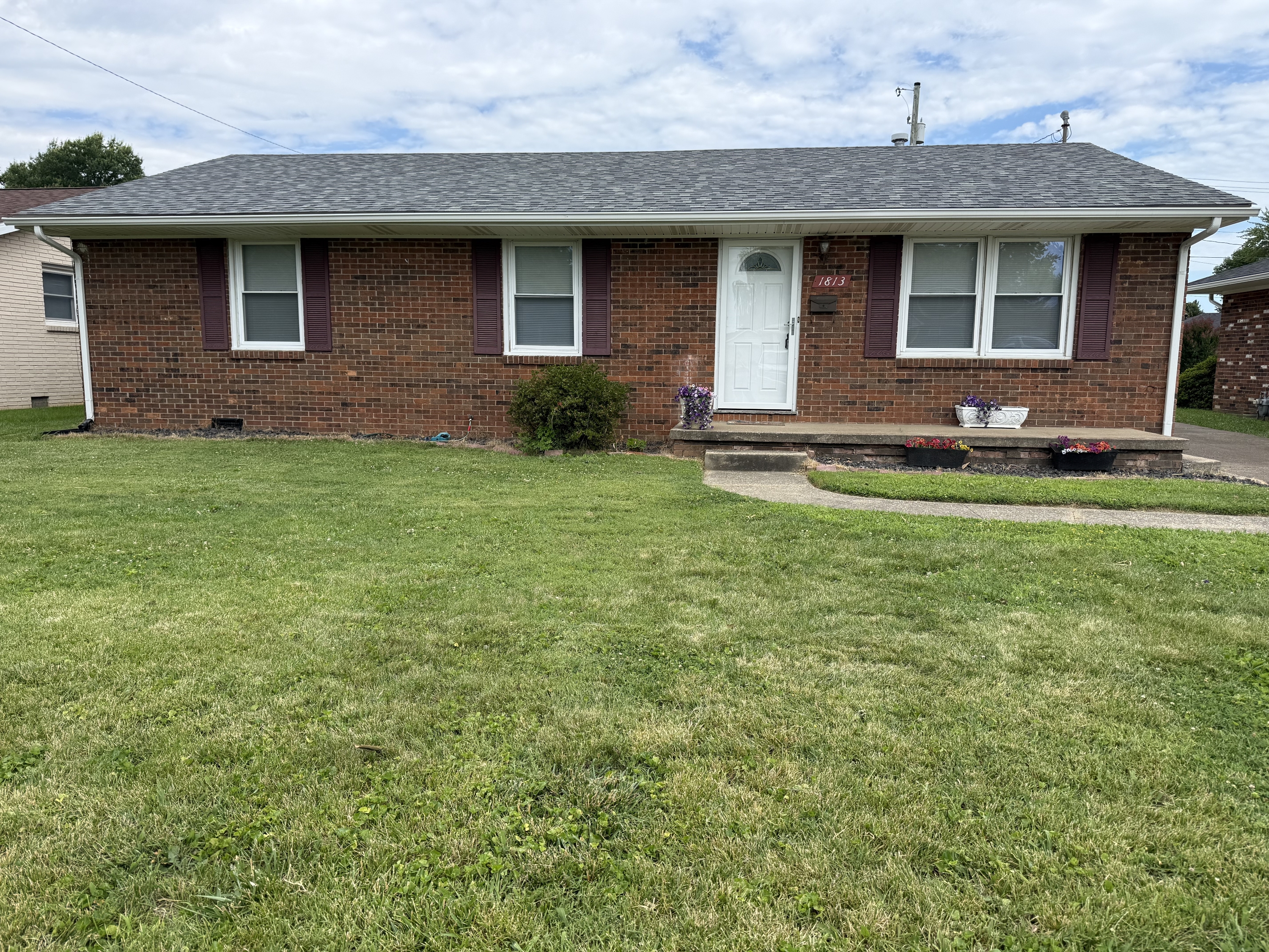 1813 Standish Place