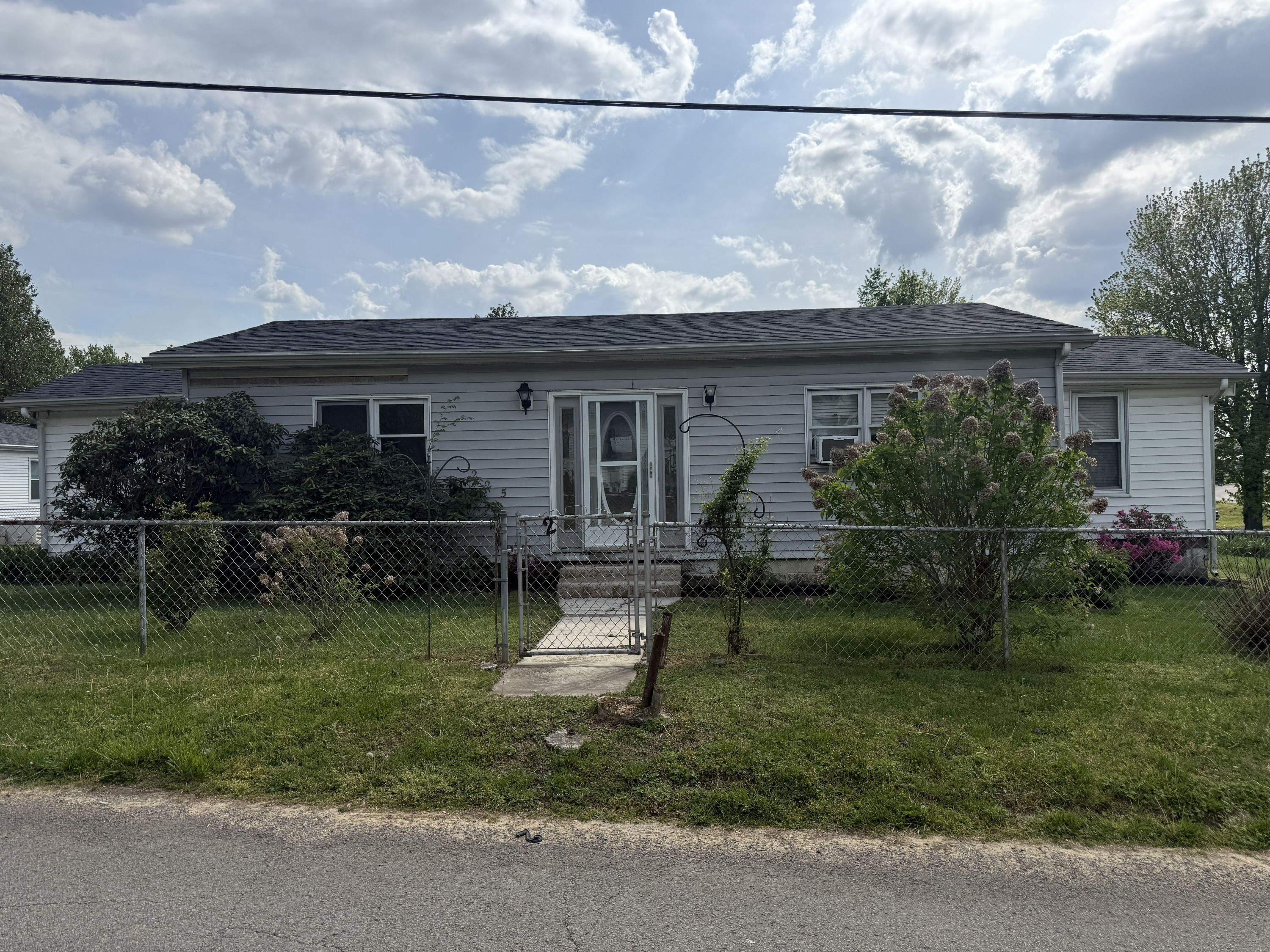 225 Daniel Street